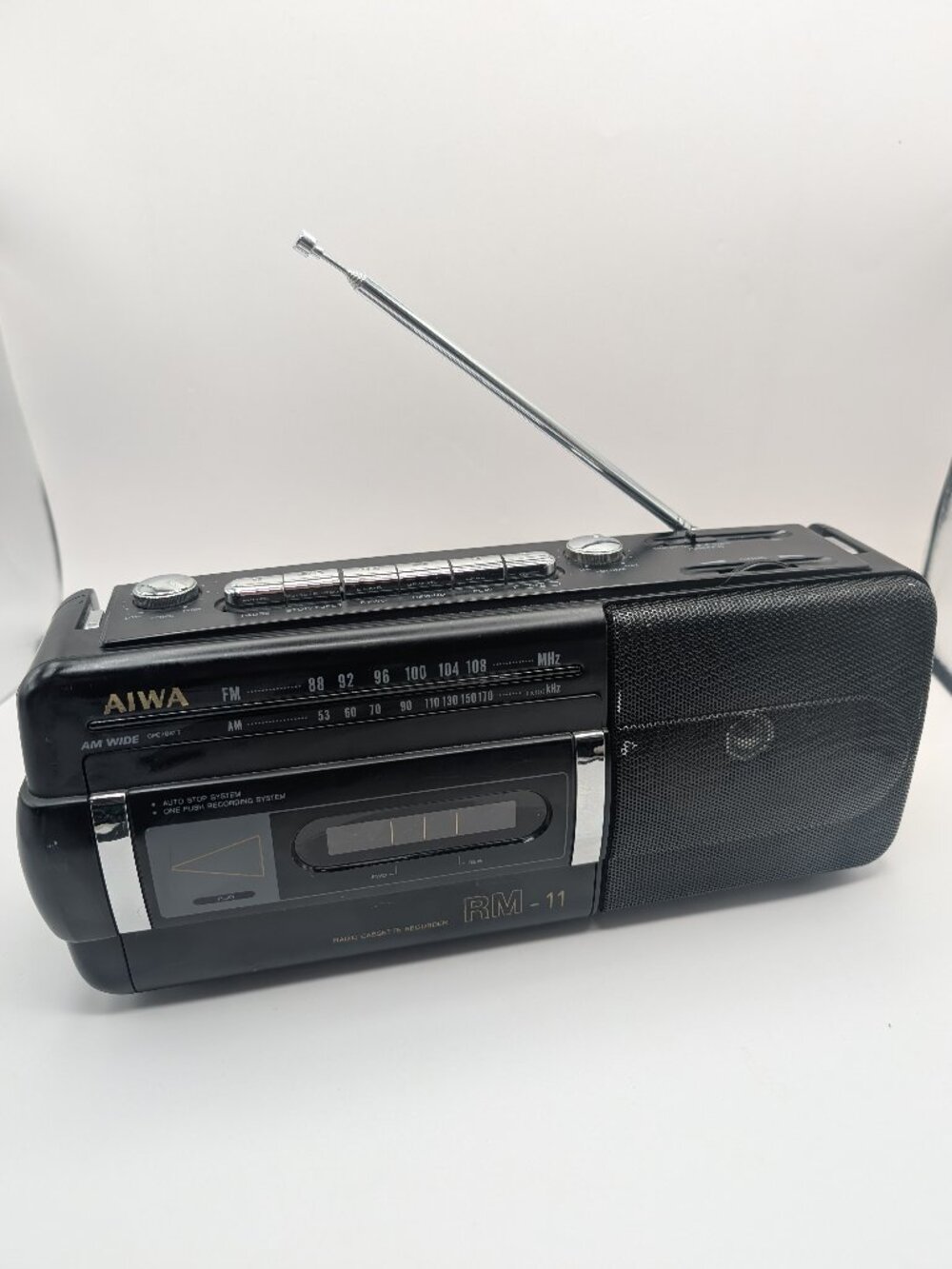 Vintage Aiwa RM-11 Portable AM/FM Radio Cassette Recorder Boombox Black - TESTED